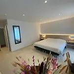 Hotel Louisa